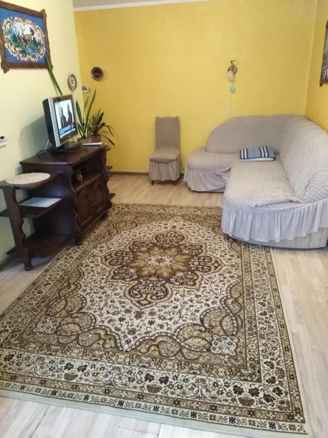 Apartment On Voli Avenue 21 Луцк Экстерьер фото